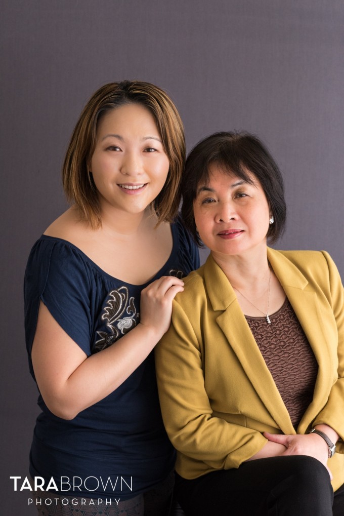 seattle-professional-headshots-mother-and-daughter2